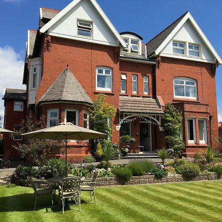 Apartamento Mode - The Old School House Lytham St Annes Exterior foto
